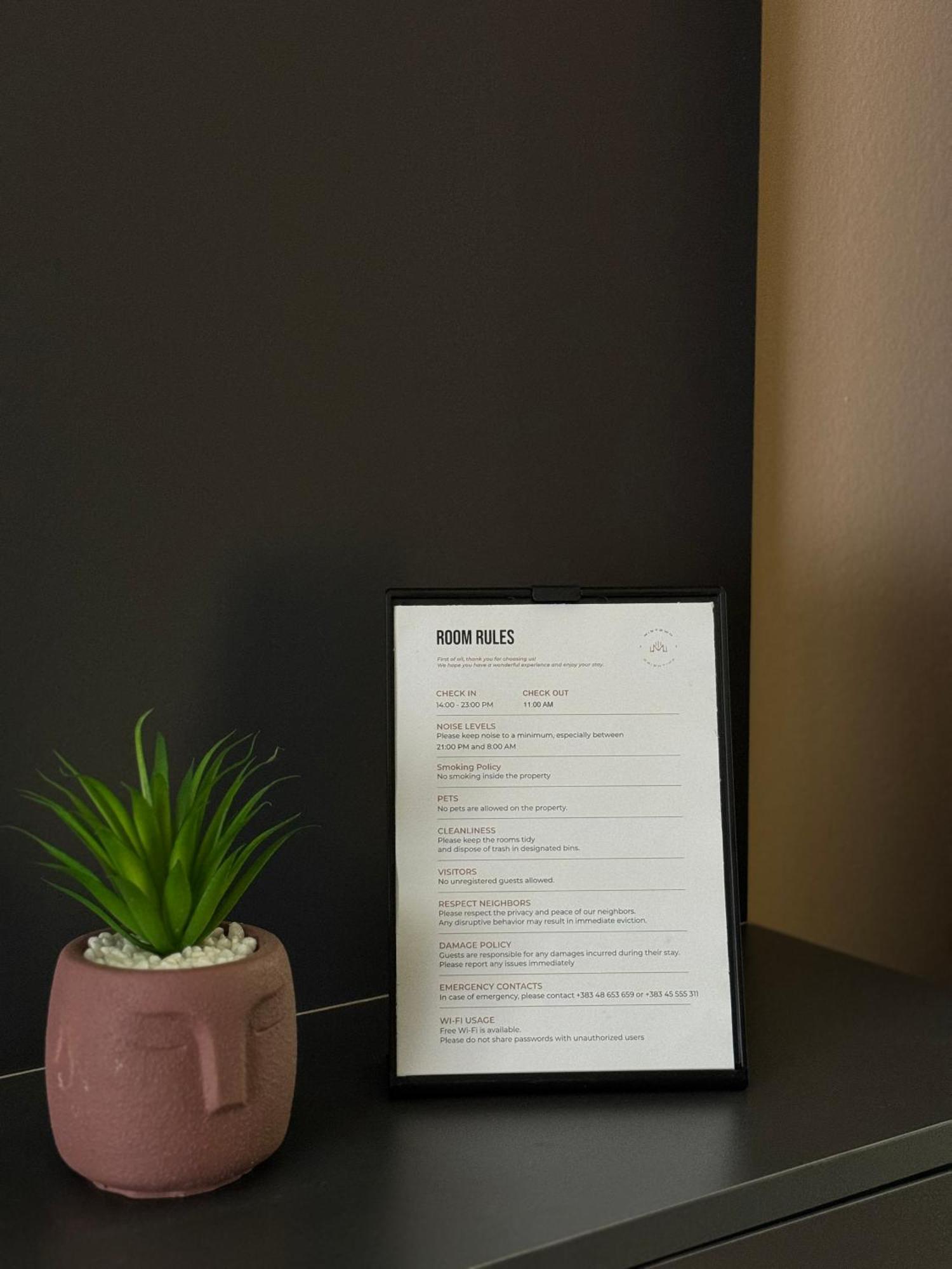 Midtown Prishtina Stays - Central Location Prishtine Bagian luar foto